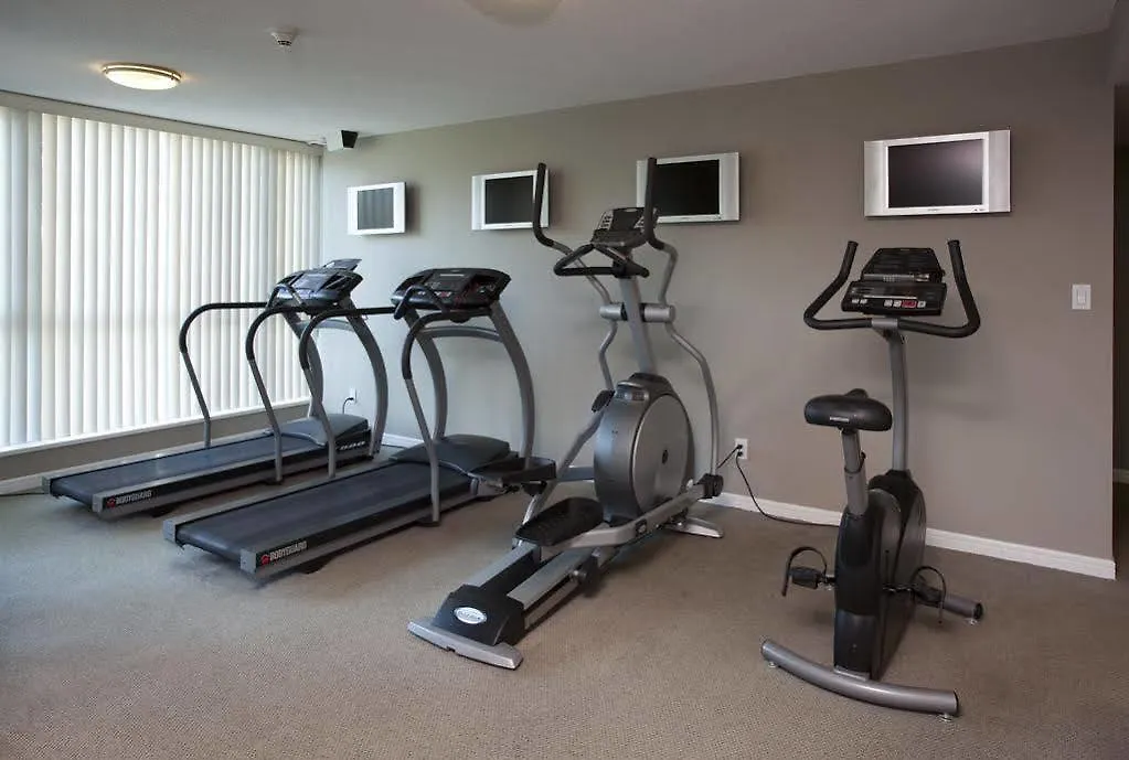 Carmana Hotel & Suites Vancouver 4*,