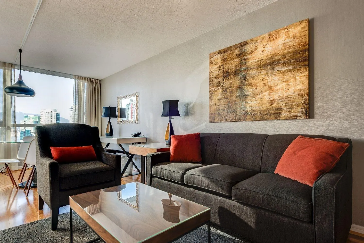Carmana Hotel & Suites Vancouver