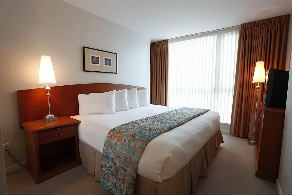 Carmana Hotel & Suites Vancouver 4*,  Canada