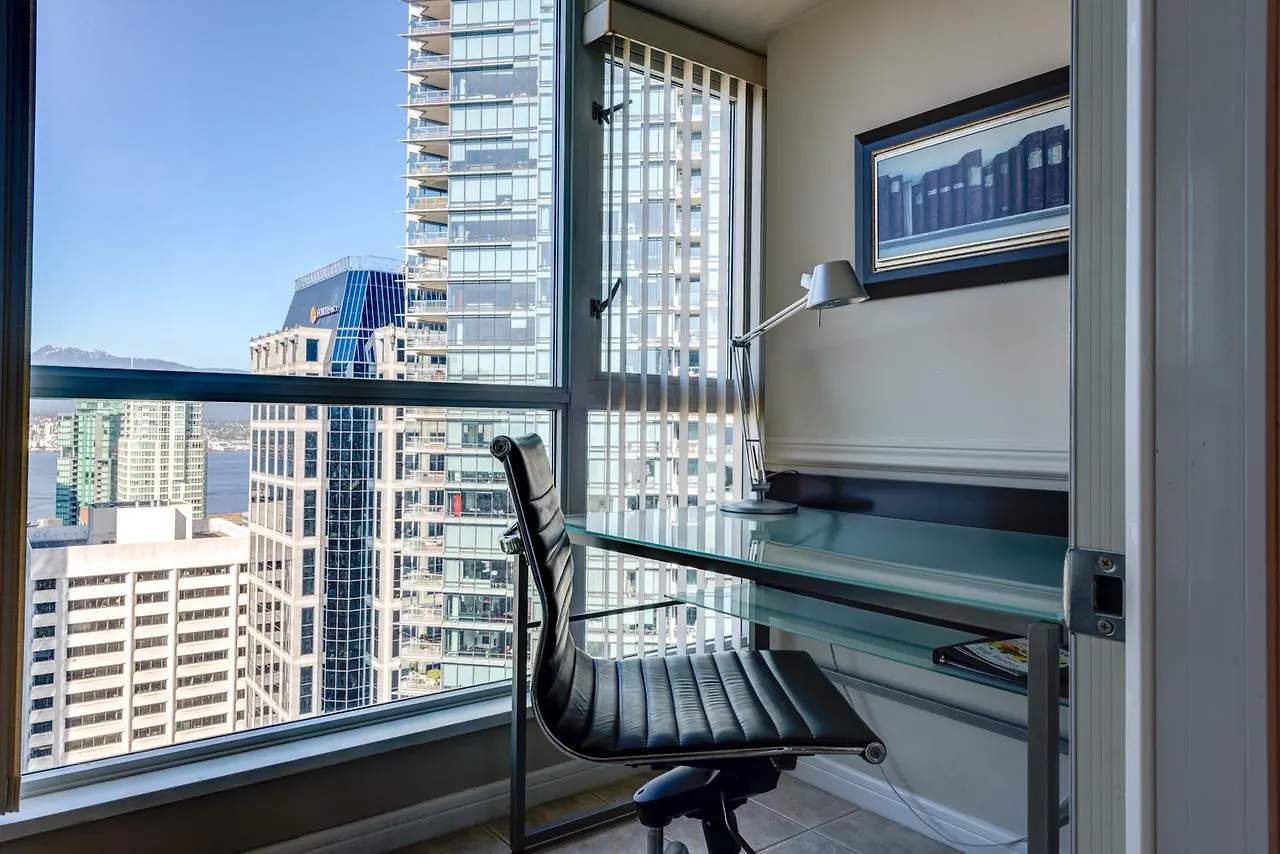 Carmana Hotel & Suites Vancouver
